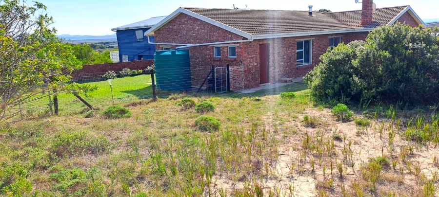 3 Bedroom Property for Sale in Paradise Beach Eastern Cape